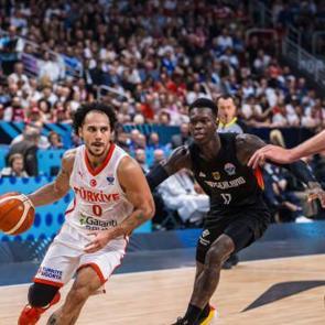 Shane Larkin'den 7 yıl sonra flaş karar! Resmen bıraktı