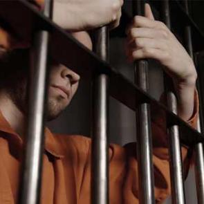 Sosyal medyadaki paylaşımlar nedeniyle ülke ülke tutuklama sayıları! Liste şaşırttı!