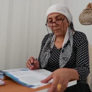 60 yaşında lise diploması aldı, şimdi g&ouml;z&uuml; &uuml;niversitede