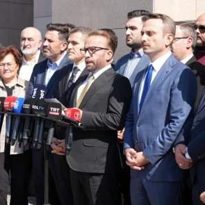  AK Parti İstanbul İl Başkanlığından Özgür Özel hakkında suç duyurusu