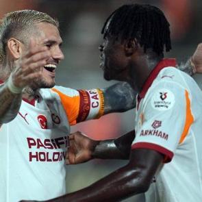 Galatasaray hem yenilgiyi hem beraberliği unuttu!