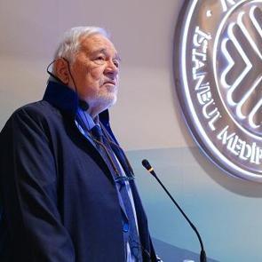 Prof. Dr. İlber Ortaylı'dan Medipol'de tarih dersi: Fatih R&ouml;nesans'ın en parlak h&uuml;k&uuml;mdarı