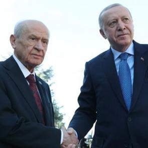 Son dakika haberi: Bahçeli'den Erdoğan'a tebrik telefonu