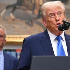 Trump 'Otizme neden oluyor' dedi! D&uuml;nyada Parasetemol tartışması başladı