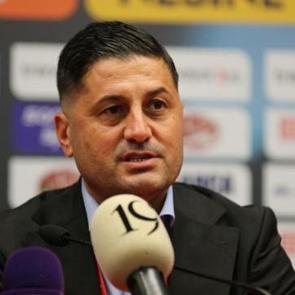 1. Lig ekibinin hocası '&Ccedil;ok keyifliyim' diyerek a&ccedil;ıkladı