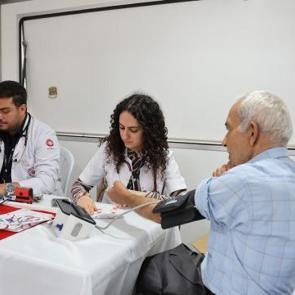 Bağcılar Meydanı’nda ücretsiz sağlık hizmeti