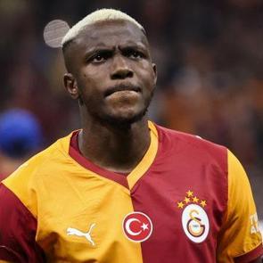 Derbi &ouml;ncesi Osimhen'den k&ouml;t&uuml; haber: Liverpool ma&ccedil;ında sakatlanmıştı