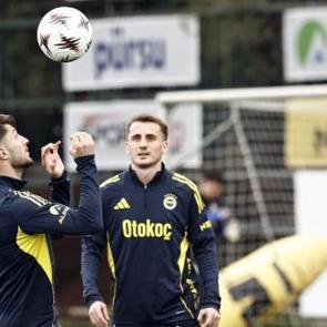 Fenerbah&ccedil;e'de Nice ma&ccedil;ı i&ccedil;in taktik &ccedil;alıştı