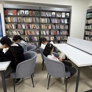 Hakk&acirc;ri&rsquo;de gen&ccedil;lerin yeni adresi: Esendere Halk K&uuml;t&uuml;phanesi 