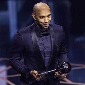 Henry'den Galatasaray'a b&uuml;y&uuml;k &ouml;vg&uuml;: 'Haklarını vermemiz gerekiyor'