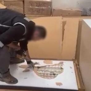 Kayseri’de 4 bin 210 paket gümrük kaçağı sigara ele geçirildi