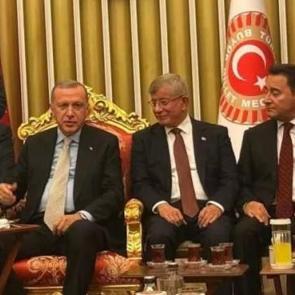 Muhalefet o fotoğraf ile birbirine düştü: Muharrem İnce'nin paylaşımına Babacan'dan tepki 