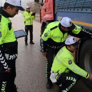 Sürücüler dikkat! Süre 5 aya çıktı! Tarihler değişti!  5 bin TL cezası var