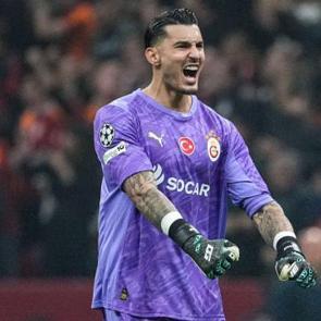 Uğurcan &Ccedil;akır'dan Trabzonspor sorusuna iki kelimelik cevap