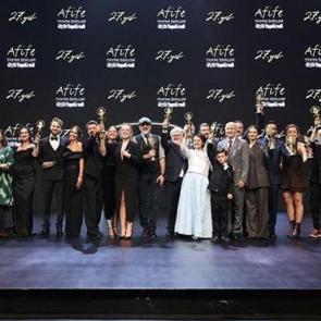 Devlet tiyatroları tarih yazdı