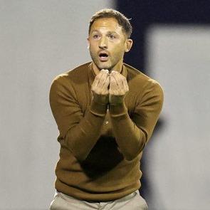 Fenerbah&ccedil;e'de Tedesco'nun koltuğu sallantıda!