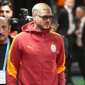 Icardi'nin Okan Buruk'tan &ouml;zel talebi: Yedek kul&uuml;besine hapsolmuştu