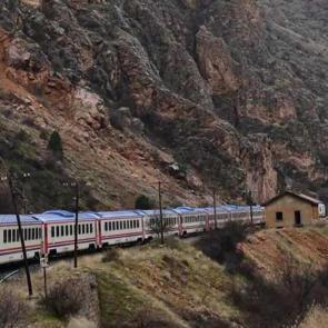Nostaljik bir Doğu Anadolu turu: 7&rsquo;den 70&rsquo;e herkes denemek istiyor