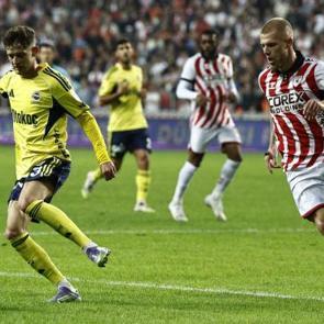 Szymanski'den beklenmedik hamle: S&ouml;zleşmeyi feshetti