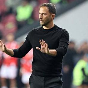 Tedesco'dan yeni transfere kesik: Sadece 14 ma&ccedil;a &ccedil;ıkan isme 'hazır ol' mesajı