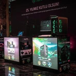 Türk teknoloji devinden çeyrek asırlık serüven! Monster Bilgisayar 25. yaşını kutladı 