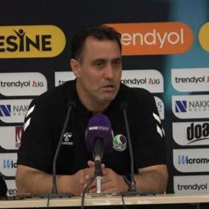 6-0 yendikleri rakibe &ouml;vg&uuml; dolu s&ouml;zler: Onurları i&ccedil;in...