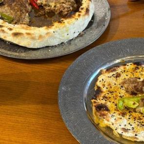 Gaziantep’in kiremitte pişen lezzeti: Lavaş kebabı
