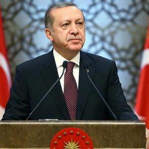 Başkan Erdoğan'dan mesaj: Örnek duruşuyla gönüllerde taht kurdu