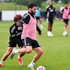 Beşiktaş kondisyon ve taktik &ccedil;alıştı