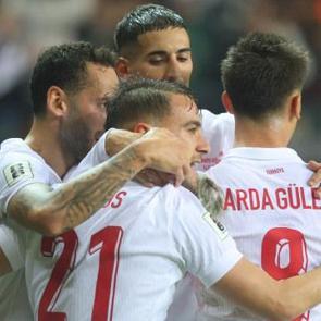 A Milli Takım'ın aday kadrosu belli oldu! Berke Özer kararı