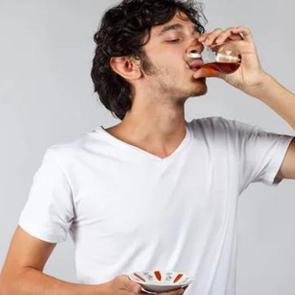 Kanser riskini 5 kat birden çoğaltıyor! İçecekleri böyle aman tüketmeyin!