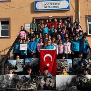 K&uuml;&ccedil;&uuml;k kalplerden b&uuml;y&uuml;k destek: D&ouml;ğer Fatih Ortaokulu&rsquo;ndan Gazze&rsquo;ye umut bağışı