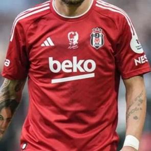 Savcılık Beşiktaş'ın eski yıldızı hakkında işlem başlattı! 