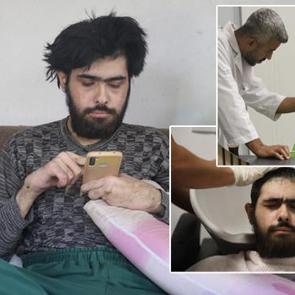 Telefon bağımlısı Barış 3 yıl sonra dışarı &ccedil;ıktı: Duş aldı, tıraş oldu... İşte son hali!