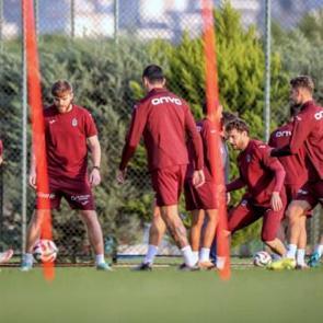 Trabzonspor, &Ccedil;aykur Rizespor ma&ccedil;ı hazırlıklarını s&uuml;rd&uuml;rd&uuml;