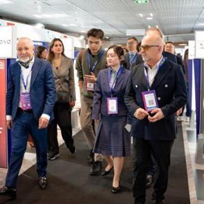 T&uuml;rk dizileri d&uuml;nya sahnesinde! MIPCOM 2025&rsquo;te T&uuml;rkiye r&uuml;zgarı esecek!