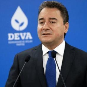 AK Parti'ye döner misiniz? sorusuna Babacan'dan yanıt