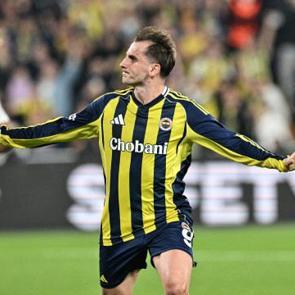 Altın gol Kerem'den! Kadık&ouml;y'de zafer gecesi