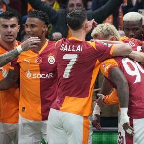 Babası kalp krizi ge&ccedil;irdi! Yine de Galatasaray'ı yalnız bırakmadı: B&uuml;y&uuml;k fedakarlık