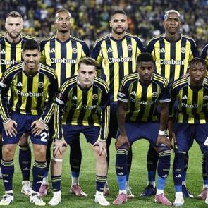 Fenerbah&ccedil;e'de Stuttgart ma&ccedil;ı &ouml;ncesi 4 eksik! Tedesco ikilemde kaldı