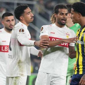 F.Bah&ccedil;e, Almanları şaşırttı! Stuttgart İstanbul'da alev alev yanan kazanın ortasına d&uuml;şt&uuml;