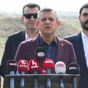 Özgür Özel'den Lütfü Savaş'a tehdit