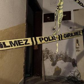 Nevşehir'de tüyler ürperten hadise: Bir ay çürümüş cesetle yaşamış!