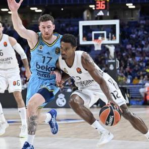 Fenerbah&ccedil;e Beko, R.Madrid'e farklı mağlup oldu