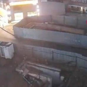 Gebze'de &ccedil;&ouml;ken binanın yıkılma anı ortaya &ccedil;ıktı!