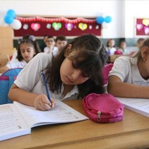 İlköğretim müfredatına yeni ders geliyor! Çocuklar artık erken yaşta öğrenecek