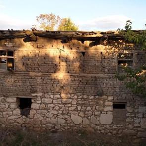 İmparator Caracalla'nın 1800 yıllık mektubu bu evin temel taşlarında çıktı