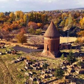 &lsquo;Sakin şehir&rsquo; Ahlat&rsquo;tan sonbahar resitali