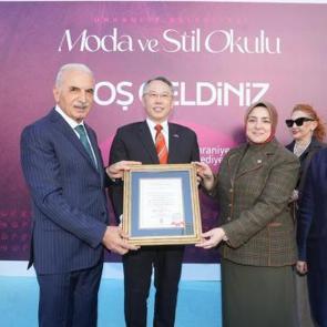 Ümraniye’de kadınların tasarım yolculuğu başlıyor: Moda ve Stil Okulu açıldı