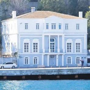 17 yıllık dava sonu&ccedil;landı! Boğaz'daki 200 yıllık yalı miras&ccedil;ılara kaldı! Değeri 1,5 milyar